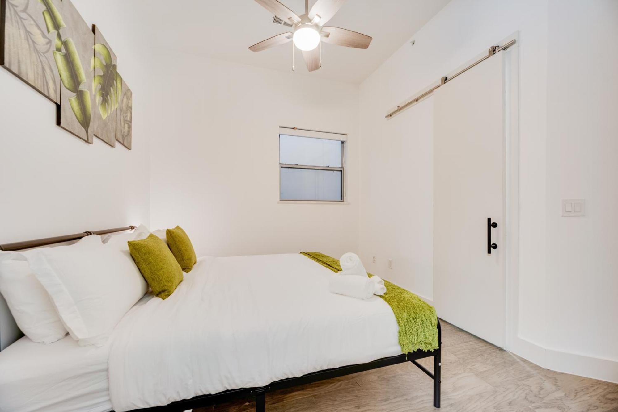 Snappy Loft Style 2Br I Gym I Parking I Workspace Dallas Kültér fotó