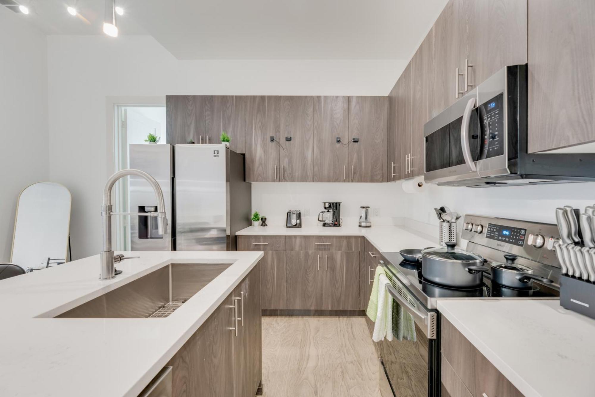 Snappy Loft Style 2Br I Gym I Parking I Workspace Dallas Kültér fotó